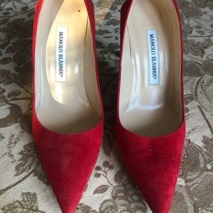 Manolo Blahnik Pumps